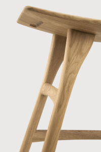 Osso stool – Oak
